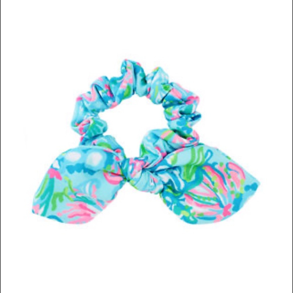 NWT Lilly Pulitzer® Set of 3 Scrunchies - Picture 2 of 3